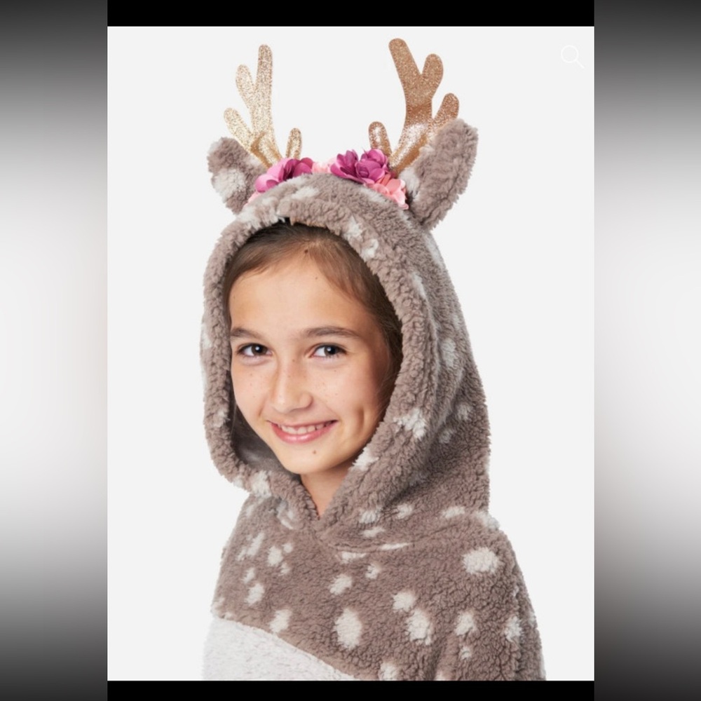 Justice Reindeer 2 piece pajama set